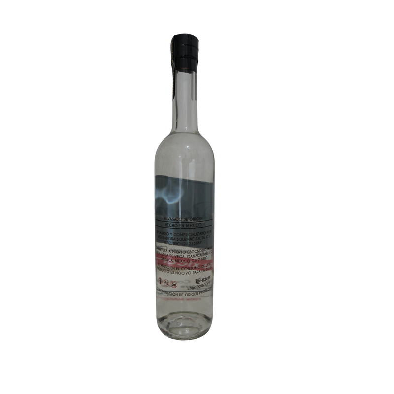 Mezcal solemne mexicano